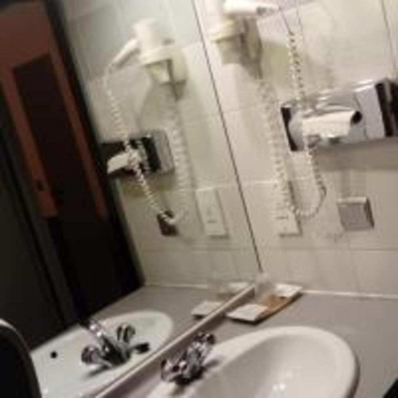 Hotel Brussels Groot-Bijgaarden Kültér fotó