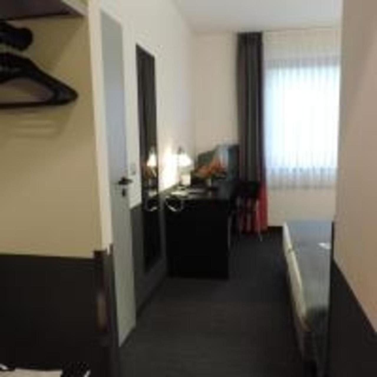 Hotel Brussels Groot-Bijgaarden Kültér fotó